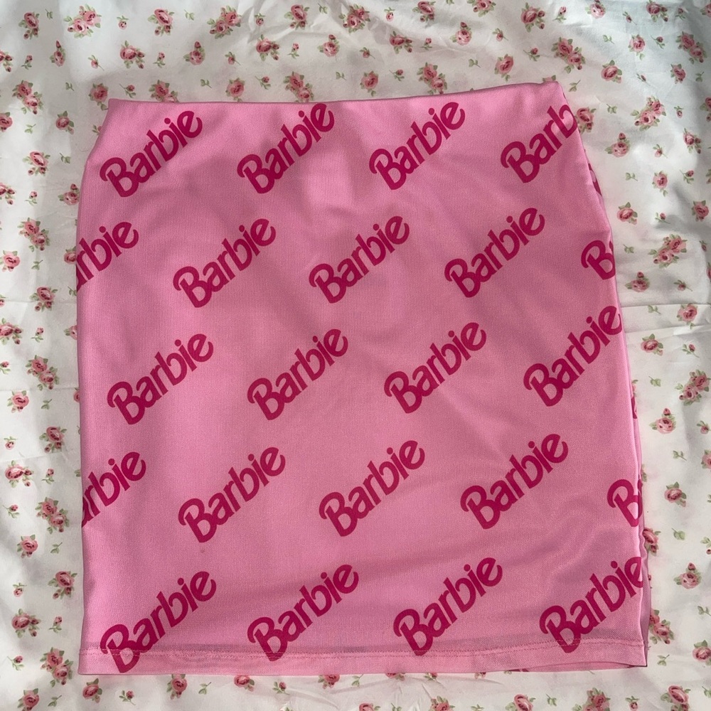 Forever 21 Pink Barbie Print Skirt